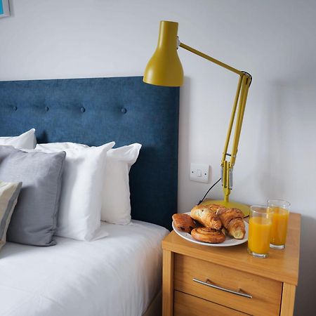 Hq Aparthotel Farnborough Φάρνμπορο Εξωτερικό φωτογραφία