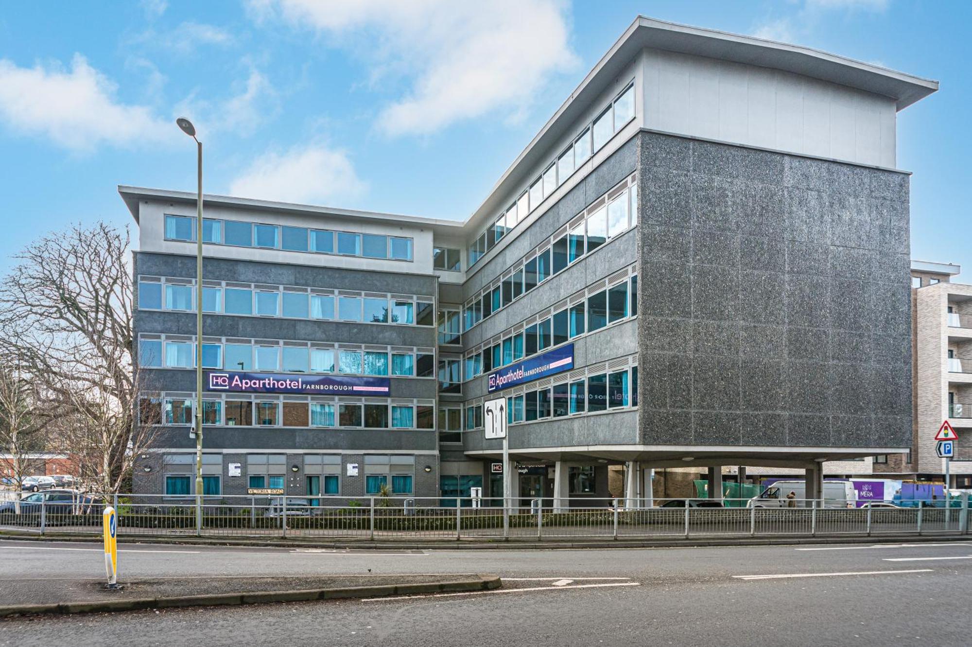 Hq Aparthotel Farnborough Φάρνμπορο Εξωτερικό φωτογραφία
