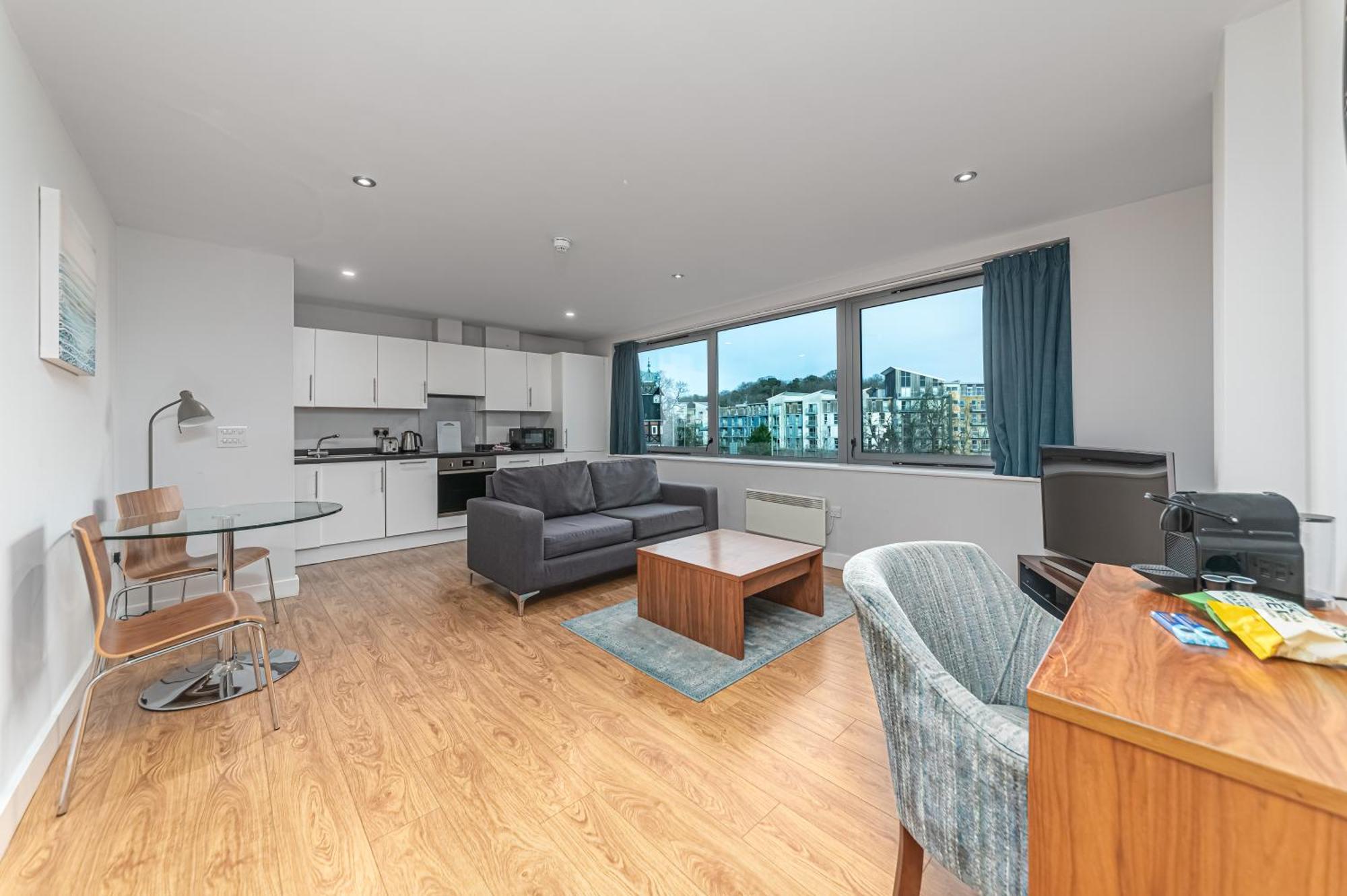 Hq Aparthotel Farnborough Φάρνμπορο Εξωτερικό φωτογραφία