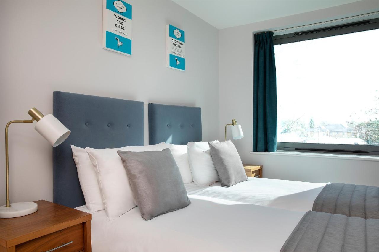 Hq Aparthotel Farnborough Φάρνμπορο Εξωτερικό φωτογραφία